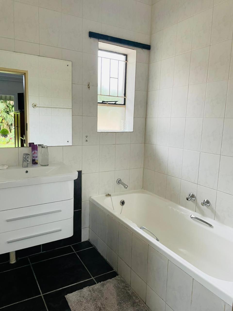 Pari Guest House Middelburg  Dış mekan fotoğraf